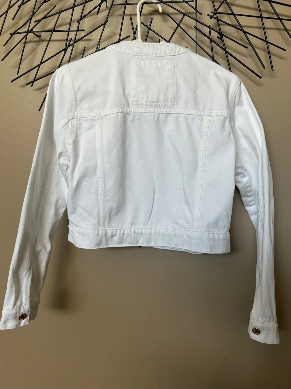 NWOT MICHAEL KORS WOMEN'S LONG SLEEVE CROPPED WHITE DENIM JACKET SIZE M